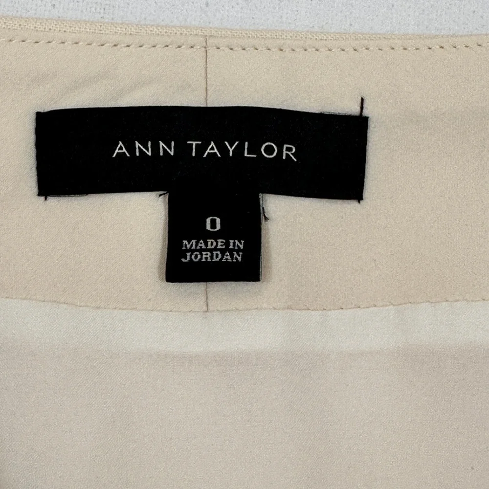 Ann Taylor Loft Wrap Mini Skirt Women Size 0‎ Ivory Button Detail